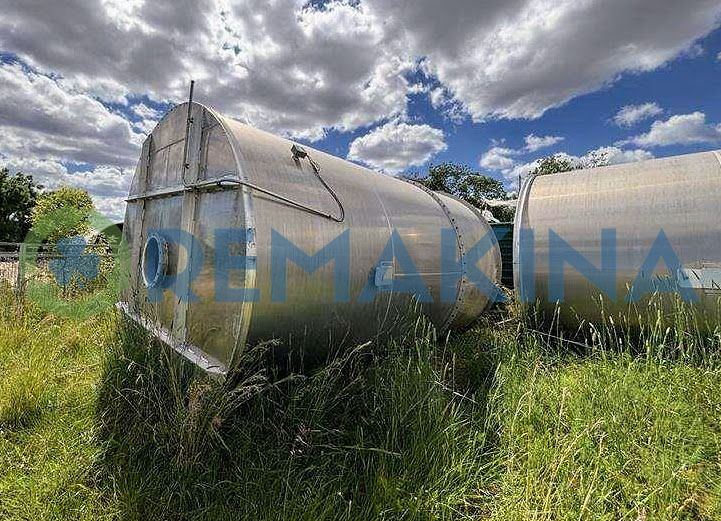 Silo Almacenamiento 1 Vista del techo reforzado con bridas y cuerpo cilíndrico de silo de aluminio Tecnital.